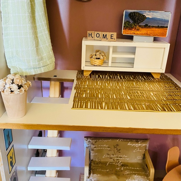 Custom KidKraft Dollhouse - Picture 11 of 16